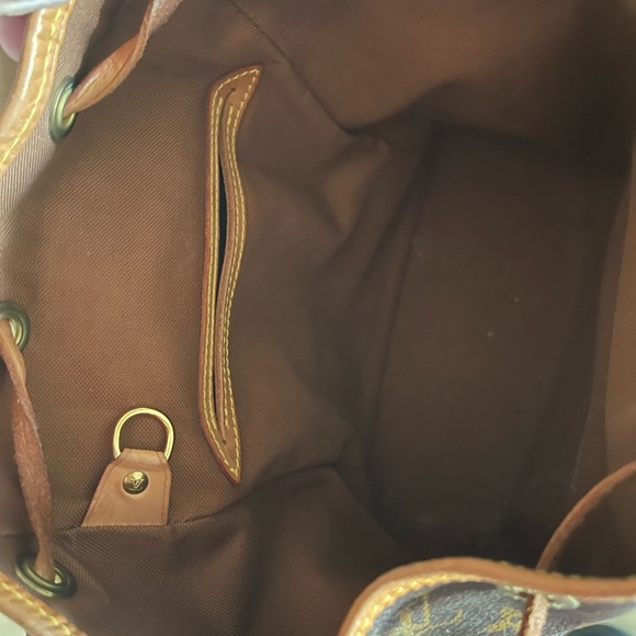 LOUIS VUITTON BACKPACK - Picture 8 of 11